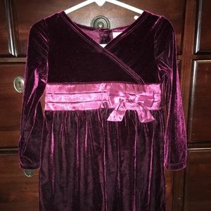 holiday dress (runs small)